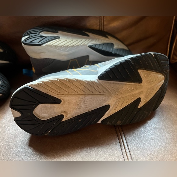 New Balance Shoes New Balance 2 Pairs Boys No Tie Sneakers Pair Barely Used And 1 Pair Used